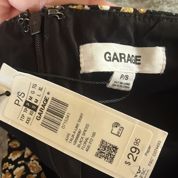 NWT Garage Floral Mini Skirt - Picture 4 of 4